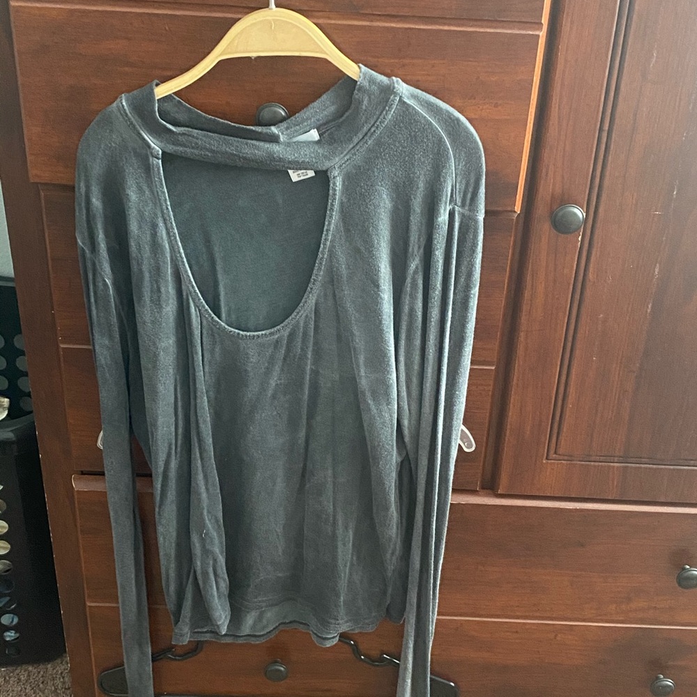 Gray long sleeve